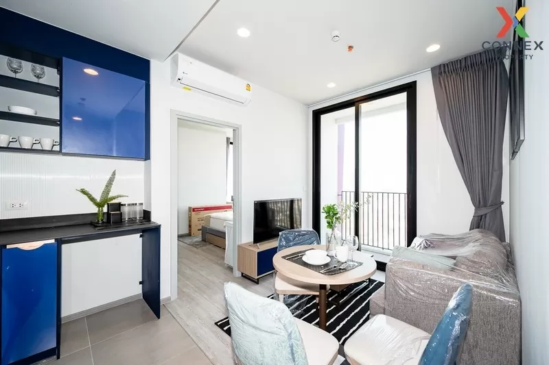 FOR RENT condo , XT Ekkamai , high floor , BTS-Ekkamai , Khlong T